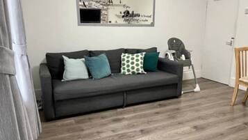 Smart TV, tenis de mesa y libros