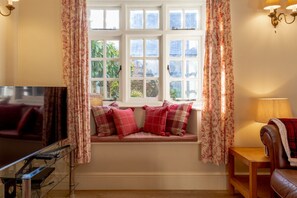 Televisie en een open haard