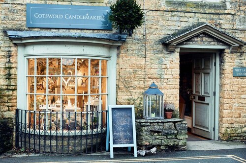 Bluebirds Cottage - Light & Airy 2 Bed in Bourton