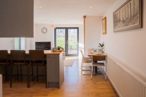 Discovery Barn - Luxury 2 Bed Barn Conversion