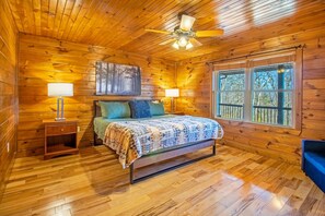 9 bedrooms, iron/ironing board, WiFi