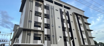 W residence samutsakorn