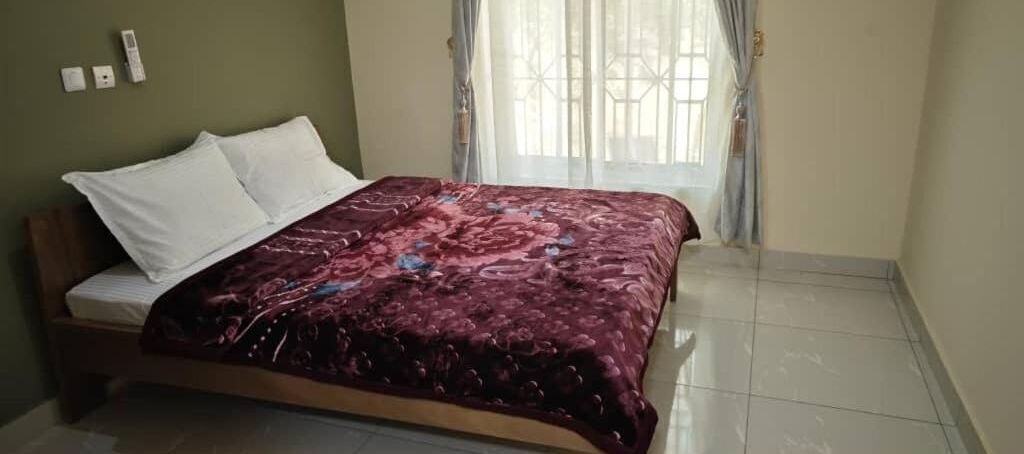 5 bedrooms, WiFi
