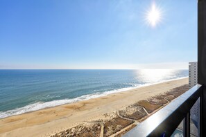 On the beach - Golden Sands 1810 by Seaside Vacations & Sales (Ocean City)
