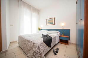 Double or Twin Room | In-room safe, soundproofing, iron/ironing board, free WiFi - HOTEL TAORMINA (Riccione)
