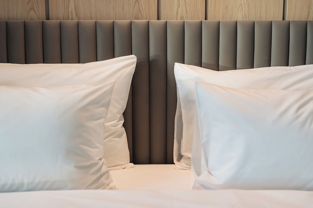 1 bedroom, pillowtop beds, minibar, in-room safe