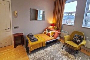 1 غرفة نوم ومكتب ومكواة/لوح كي وواي فاي مجانًا