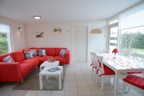 Interior - Erdgeschoß Bungalow 51 (De Koog)