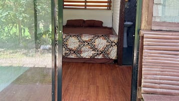 Traditional-Ferienhütte | 1 Schlafzimmer, kostenloses WLAN