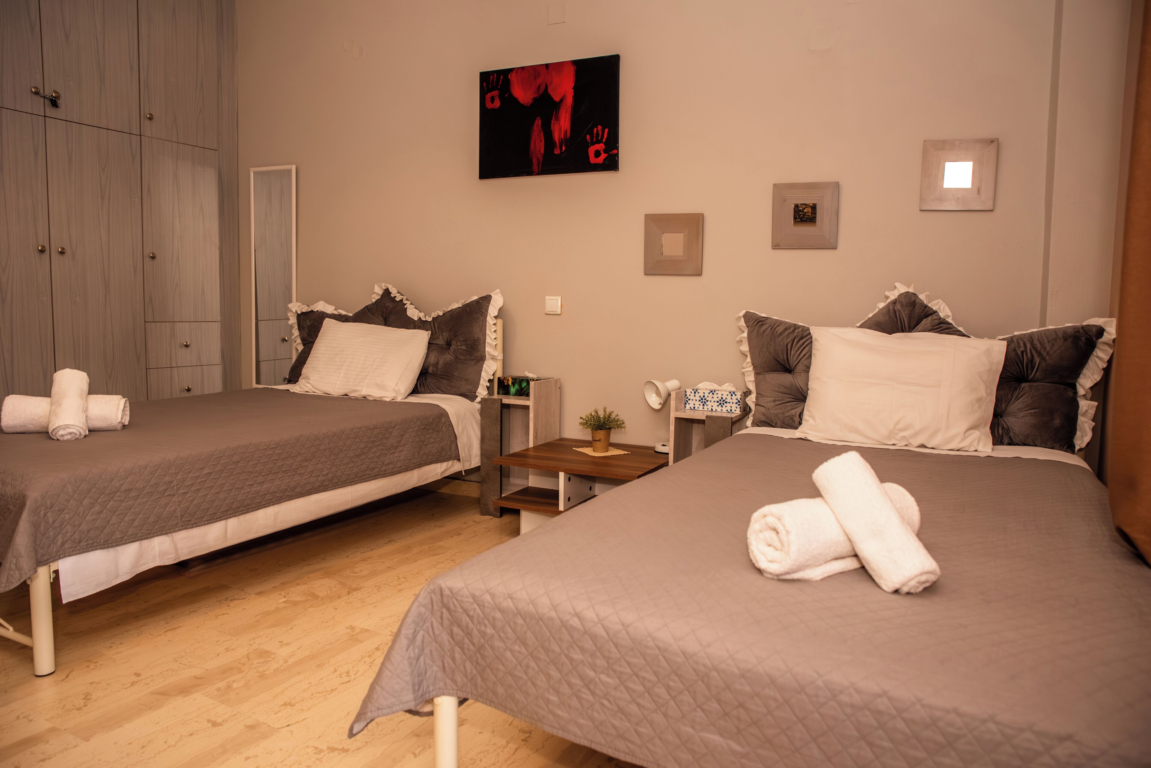 2 Schlafzimmer, Bügeleisen/Bügelbrett, kostenloses WLAN