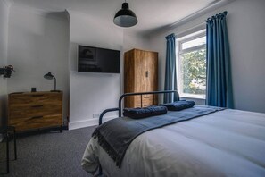 3 soverom, strykejern/-brett, wi-fi og sengetøy