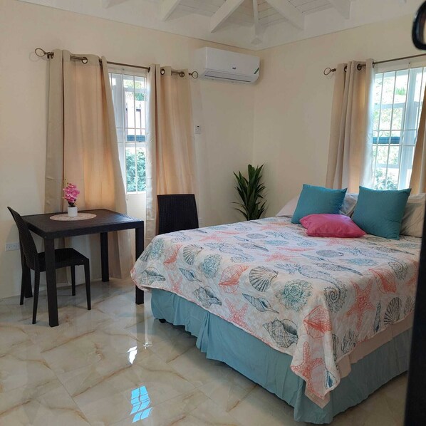 Comfort Studio | Iron/ironing board, free WiFi - Taylor's Escape (Ocho Rios)