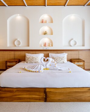 Pool Access Suite | 1 bedroom, in-room safe, individually decorated, individually furnished - Shanti Boutique Retreat (Tabanan)