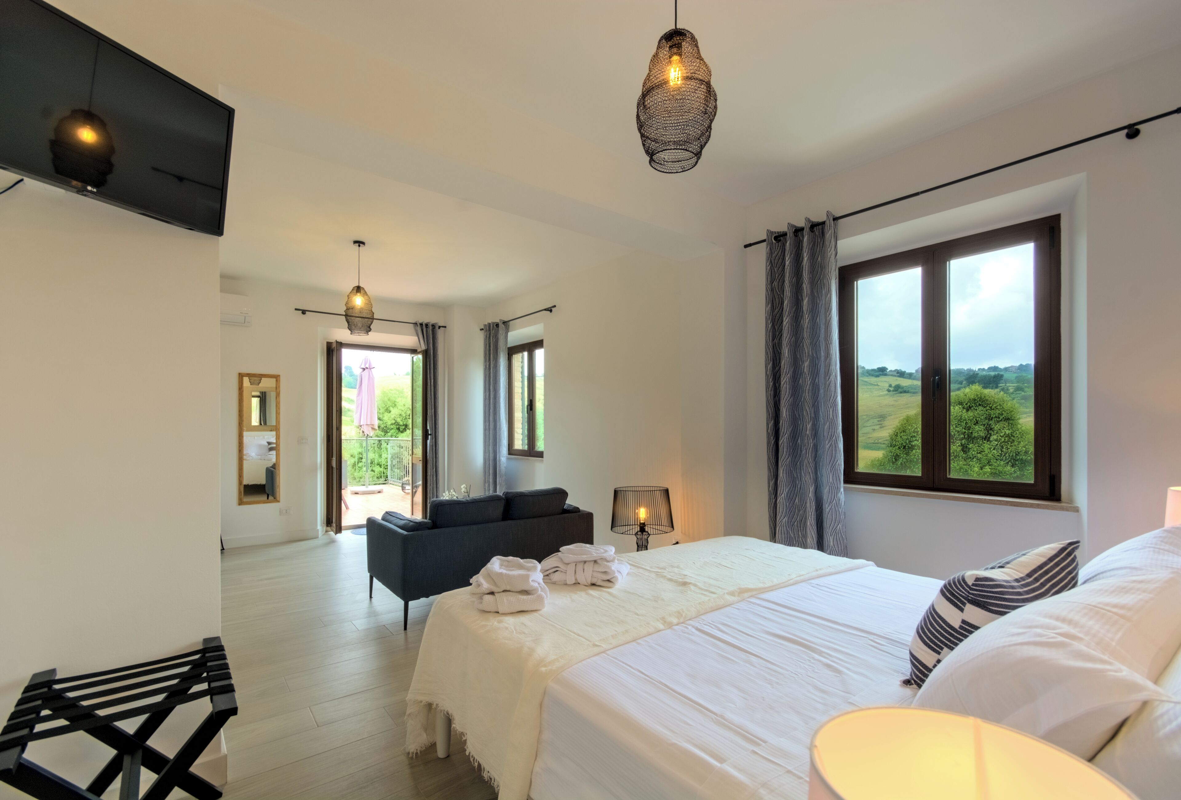 Romantische Suite | Hochwertige Bettwaren, Pillowtop-Betten, Minibar, Zimmersafe