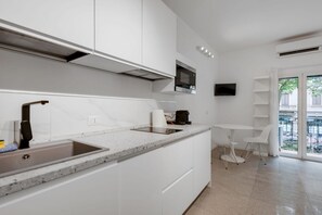 Fridge, microwave, dishwasher