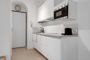 Fridge, microwave, dishwasher