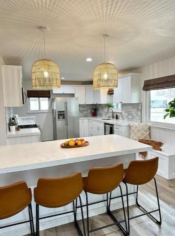 Microwave, oven, stovetop, dishwasher