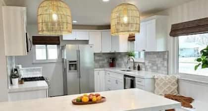 Modern Home Fully Remodeled W/Exercise Area