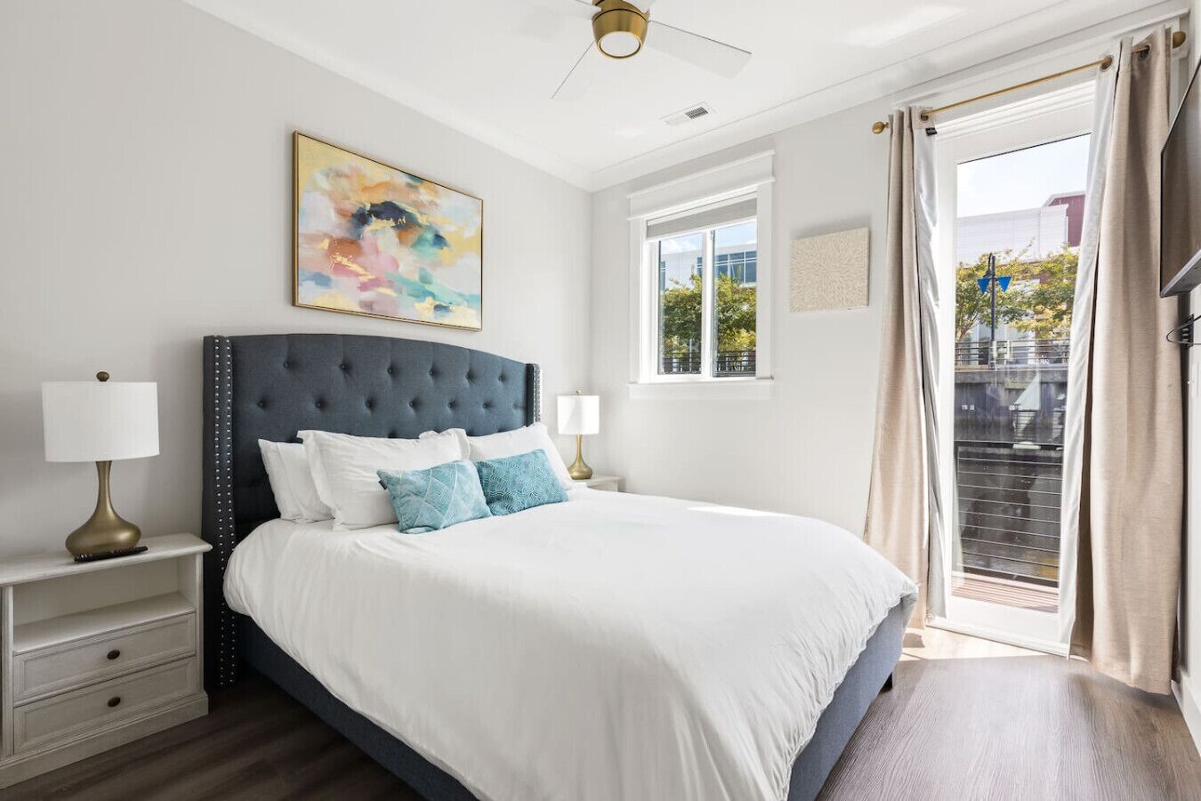 2 bedrooms, iron/ironing board, free WiFi, bed sheets