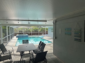 Udendørs pool, opvarmet pool