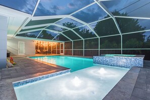 Outdoor pool, a heated pool - Private Heated Saltwater Pool & SPA 3-Bdrm Home in Harbor Bluffs (Largo)