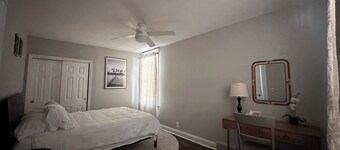 First floor apartment DT Downers Grove