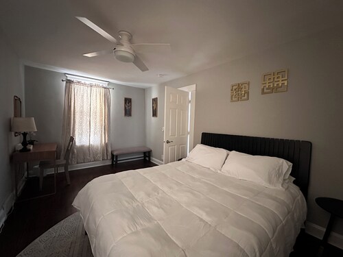 First floor apartment DT Downers Grove