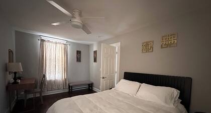First floor apartment DT Downers Grove