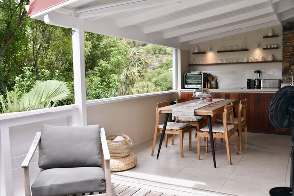 Outdoor dining - Franca Saint Jean/ 2 Min walk from the beach (Saint Jean)