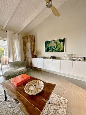 Living area - Franca Saint Jean/ 2 Min walk from the beach  (Saint Jean)