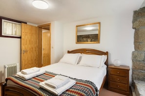 3 bedrooms, Internet, bed sheets