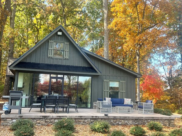 تناول الطعام بالخارج