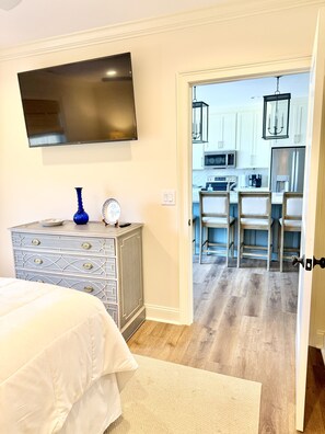 2 bedrooms, iron/ironing board, free WiFi, bed sheets - Tennis Bungalow close to Rome Tennis Center at Berry and Pickle Ball (Rome)