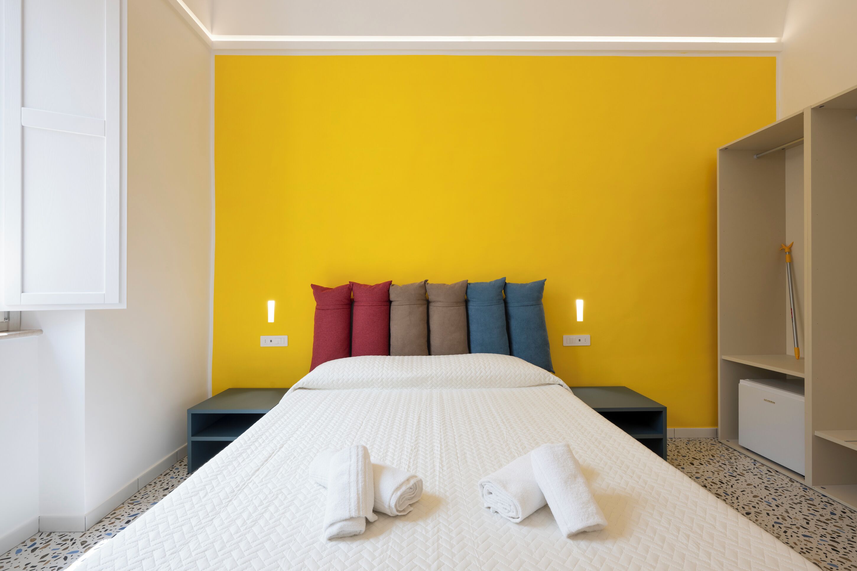 Deluxe Double Room | Minibar, desk, laptop workspace, iron/ironing board