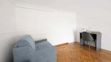 Classic Double Room | Living area | 32-inch flat-screen TV with satellite channels, streaming services