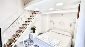 City Studio | Hypo-allergenic bedding, minibar, desk, laptop workspace - Residenza Giuseppe (Amalfi)