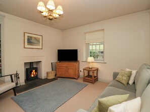 Living area - Upper Lodge (Windermere)