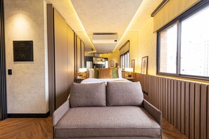 1 quarto, escrivaninha, Wi-Fi de cortesia