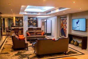 Restaurant - Golden Tulip Lekki (Lekki)
