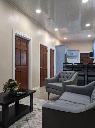 Unit 4 - Upstairs Back