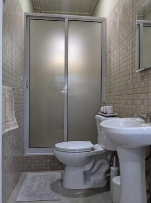 Soap, shampoo