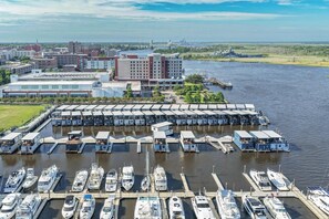 Marina - Surfside at The Cove Riverwalk Villas (Wilmington)