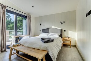 5 Schlafzimmer, Bügeleisen/Bügelbrett, Reisekinderbett, kostenloses WLAN