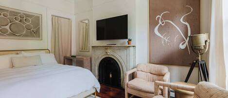 1 bedroom, iron/ironing board, WiFi