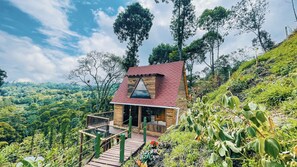 Front of property - Glamping Magic Love (San Francisco)