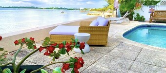 Oceanfront South Sound Home with magical sunsets!