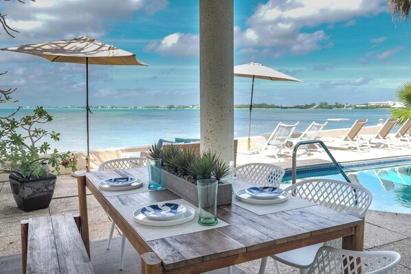 Outdoor dining