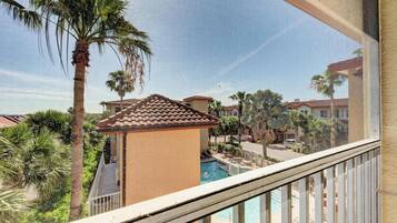 Apartment (3 Bedrooms) | Property amenity