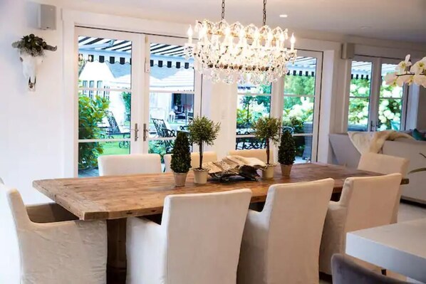 Dining - Modern Fairytale East Hamptons 6 Bedroom Home (East Hampton)