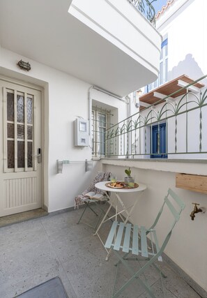 Superior Στούντιο, Αίθριο, Θέα στην Πόλη | Βεράντα/αίθριο